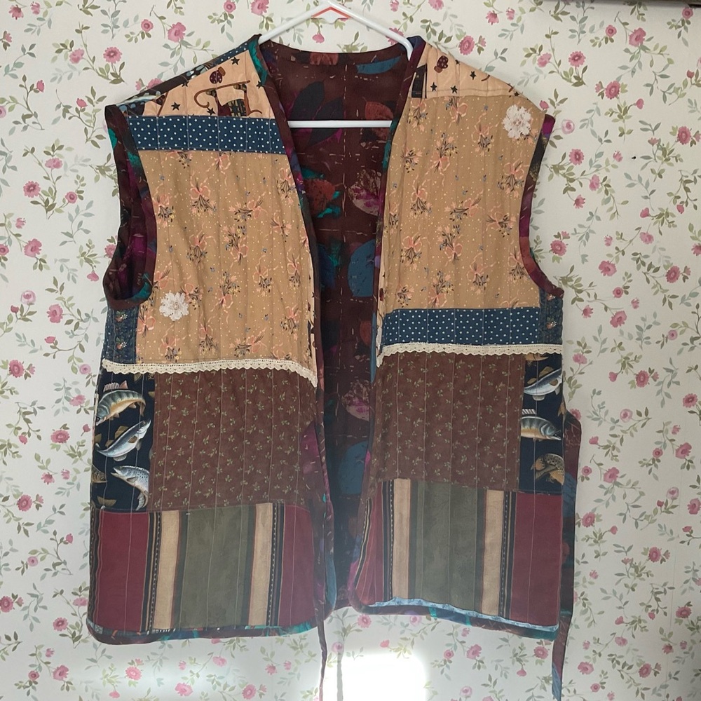 Patchwork Quilted Vest - image 1